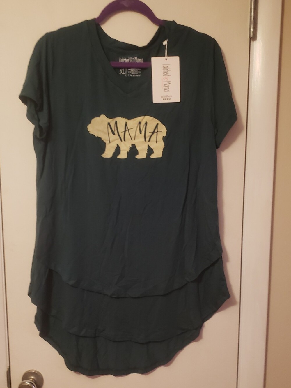 Latched Mama Forest Green 'MAMA' Bear Boyfriend 2.0 Nursing Tee NWT